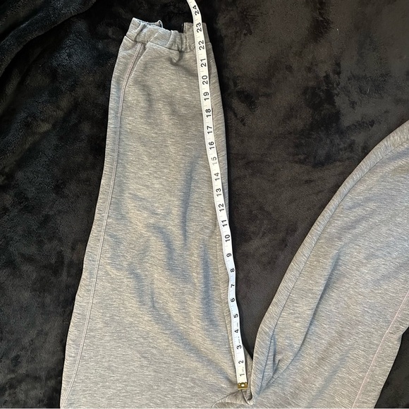 Athleta Gray Stretch Jogger Pants‎ with Ankle Zippers Women’s Medium - Picture 2 of 12